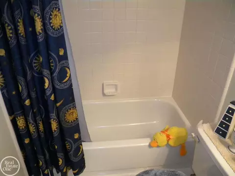 18966 Plantation, Macomb, MI 48044 photo 39