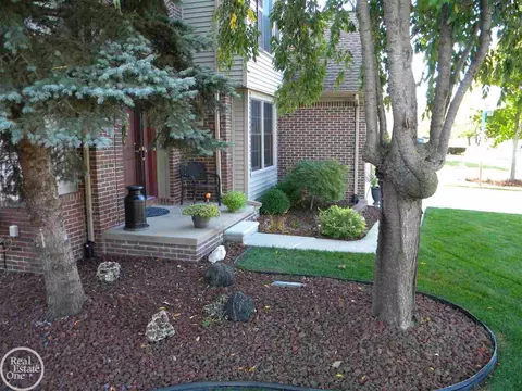 18966 Plantation, Macomb, MI 48044 photo 58