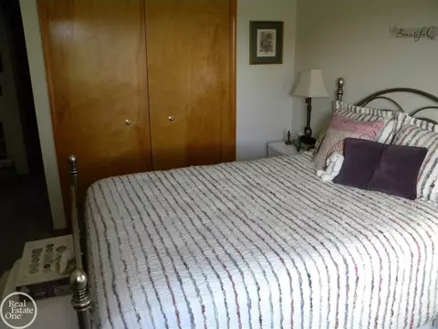 18966 Plantation, Macomb, MI 48044 photo 44