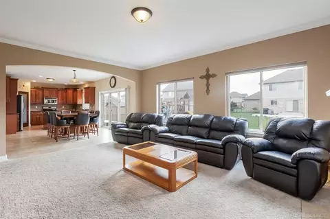 20820 Stalybridge, Macomb, MI 48044 photo 8