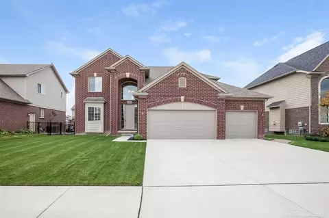 20820 Stalybridge, Macomb, MI 48044 photo 1
