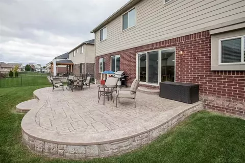 20820 Stalybridge, Macomb, MI 48044 photo 38