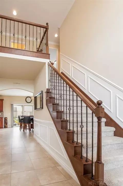 20820 Stalybridge, Macomb, MI 48044 photo 5