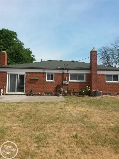 14054 Edison, Warren, MI 48088 photo 2
