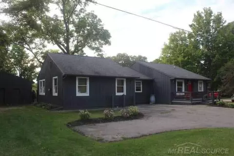 6489 N Mckinley, Flushing, MI 48433 photo 1