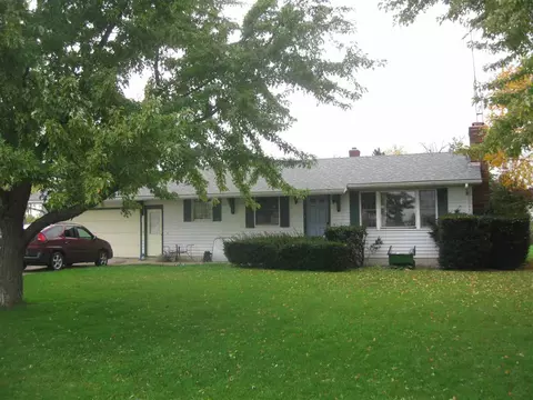 4003 State, Owosso, MI 48867 photo 1