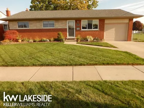 33500 Klein, Fraser, MI 48026 photo 1