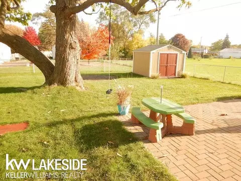 33500 Klein, Fraser, MI 48026 photo 7