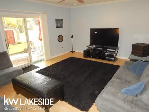 33500 Klein, Fraser, MI 48026 photo 10