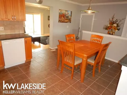 33500 Klein, Fraser, MI 48026 photo 12