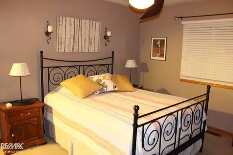 929 Liberty, Algonac, MI 48001 photo 8