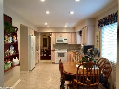3799 Boulder, Troy, MI 48084 photo 6