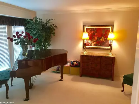 3799 Boulder, Troy, MI 48084 photo 15