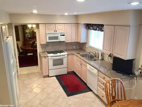 3799 Boulder, Troy, MI 48084 photo 7