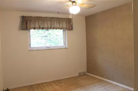 17217 E Jefferson, Grosse Pointe, MI 48230 photo 22