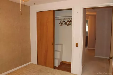 17217 E Jefferson, Grosse Pointe, MI 48230 photo 23