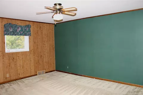 17217 E Jefferson, Grosse Pointe, MI 48230 photo 21