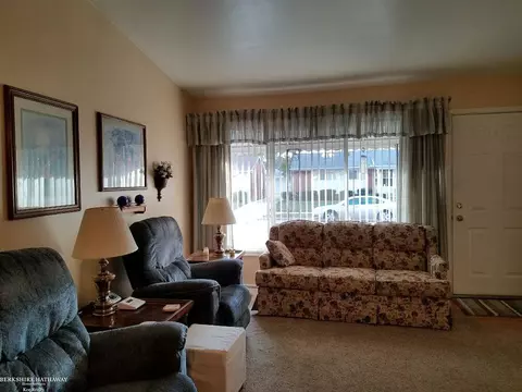22064 Schroeder, Eastpointe, MI 48021 photo 14