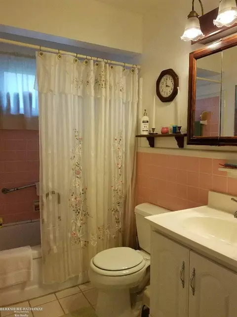 22064 Schroeder, Eastpointe, MI 48021 photo 26