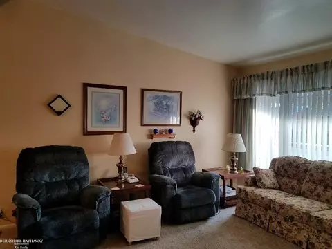 22064 Schroeder, Eastpointe, MI 48021 photo 12