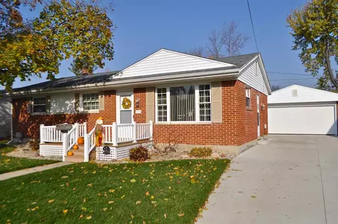 813 E King, Owosso, MI 48867 photo 1