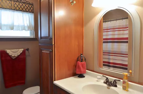 813 E King, Owosso, MI 48867 photo 20