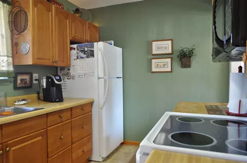 813 E King, Owosso, MI 48867 photo 6