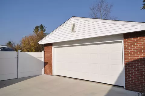 813 E King, Owosso, MI 48867 photo 25