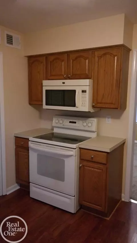 11203 Ford, Warren, MI 48089 photo 9