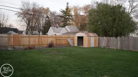 11203 Ford, Warren, MI 48089 photo 4