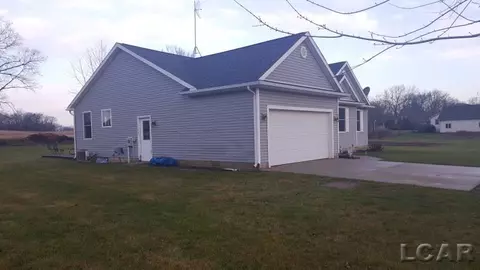 2120 Laberdee, Adrian, MI 49221 photo 4