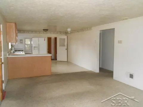 1612 S Huron, Kawkawlin, MI 48631 photo 3