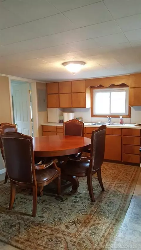 197 E Speaker, Sandusky, MI 48471 photo 5