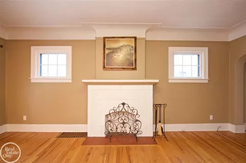 1624 Brys, Grosse Pointe Woods, MI 48236 photo 18