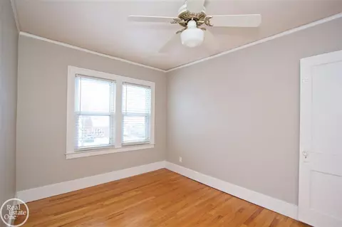 1624 Brys, Grosse Pointe Woods, MI 48236 photo 46