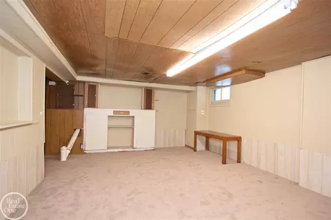 1624 Brys, Grosse Pointe Woods, MI 48236 photo 49