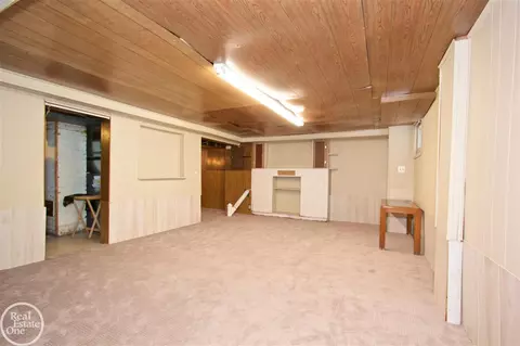 1624 Brys, Grosse Pointe Woods, MI 48236 photo 48