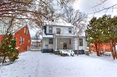 1624 Brys, Grosse Pointe Woods, MI 48236 photo 10