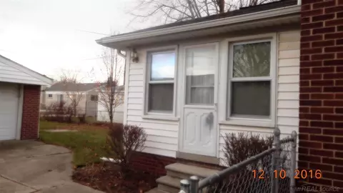 15026 Stephens, Eastpointe, MI 48021 photo 3
