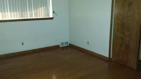 8271 Stanley, Warren, MI 48093 photo 2