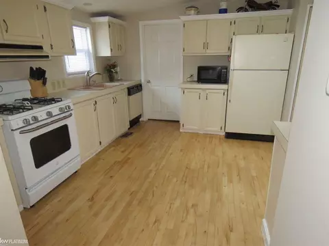 3311 Fruit, Algonac, MI 48001 photo 10