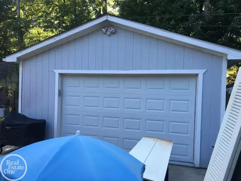 9300 Maple, Algonac, MI 48001 photo 12