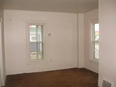 525 E Main, Owosso, MI 48867 photo 5
