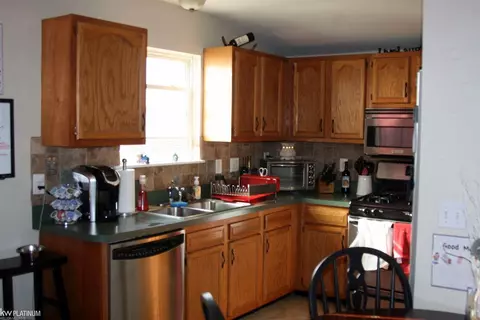 9365 Lake Pointe, Algonac, MI 48001 photo 3