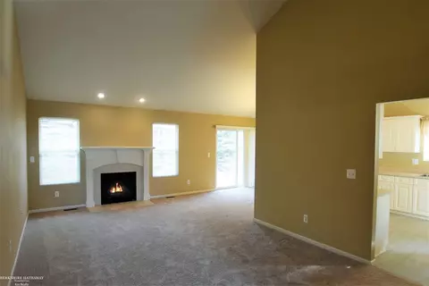 52704 Sable, Macomb, MI 48042 photo 5