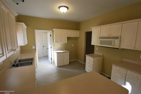 52704 Sable, Macomb, MI 48042 photo 11