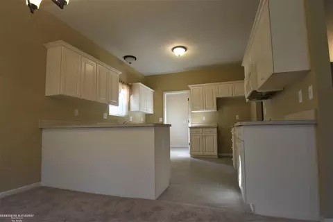 52704 Sable, Macomb, MI 48042 photo 9
