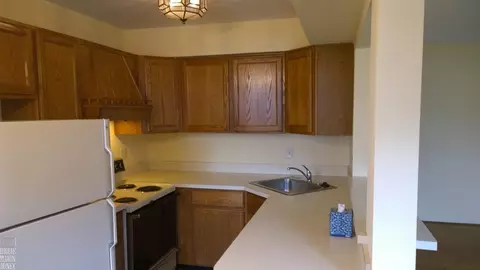 17620 Mack #2, Grosse Pointe, MI 48230 photo 6