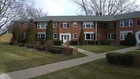 17620 Mack #2, Grosse Pointe, MI 48230 photo 1
