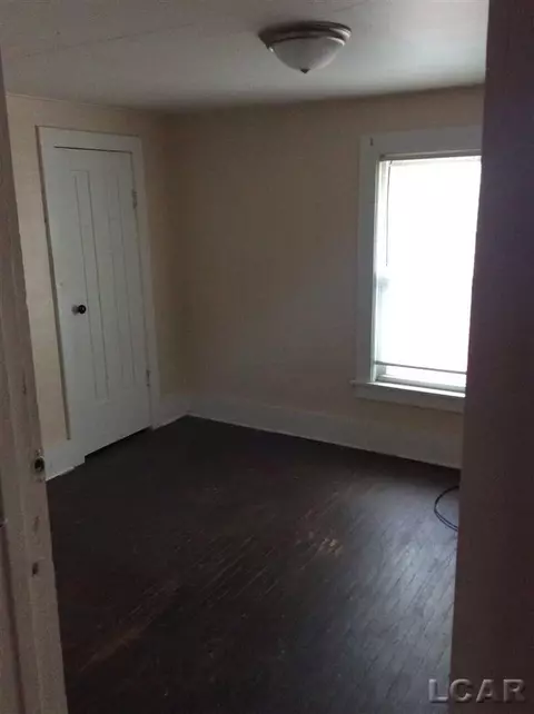 218 E Hunt, Adrian, MI 49221 photo 16